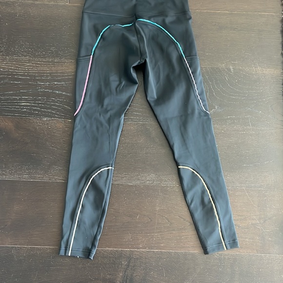 Outdoor Voices leggings - Picture 2 of 4